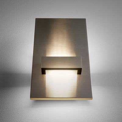 Vela Sconce