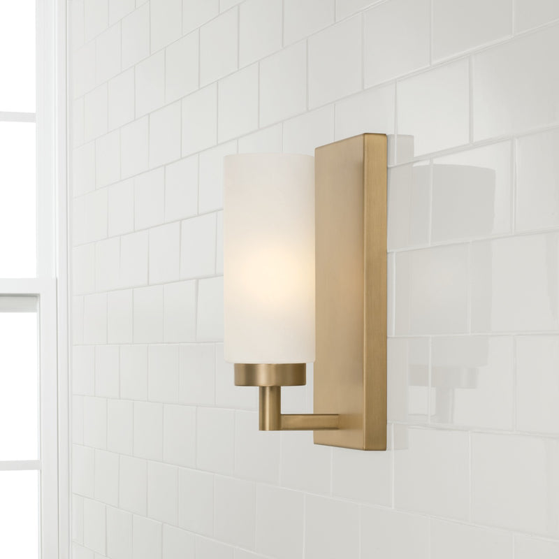 Alyssa Wall Sconce