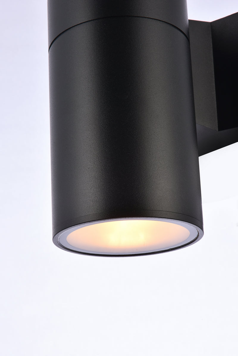 Raine Outdoor Wall Light: Led